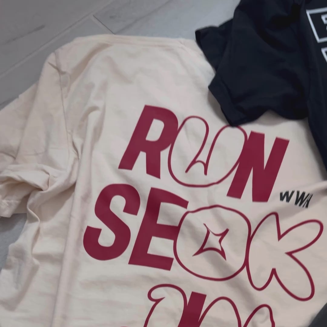 RUNSEOKJIN Tee // Navy